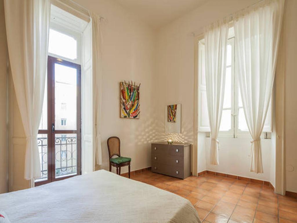 B&B Salerno House Exteriör bild